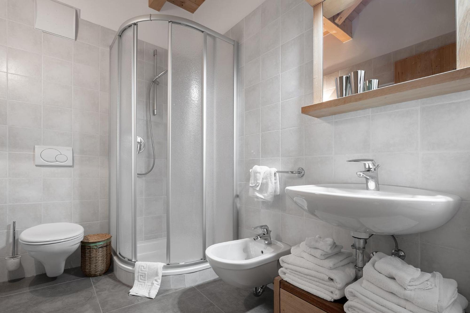 Chalet Ciasa Tino & Sara - Belaval Apartments กอร์วารา อิน บาเดีย ภายนอก รูปภาพ